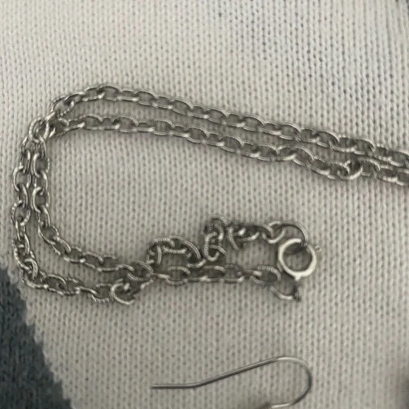 HEART NECKLACE and EARRING SET - Picture 5 of 7